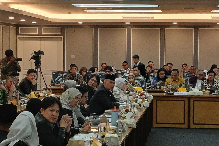 Ahmad Dhani Nyaris Diusir dari Rapat Royalti Usai Interupsi Ariel NOAH dan Judika 2025