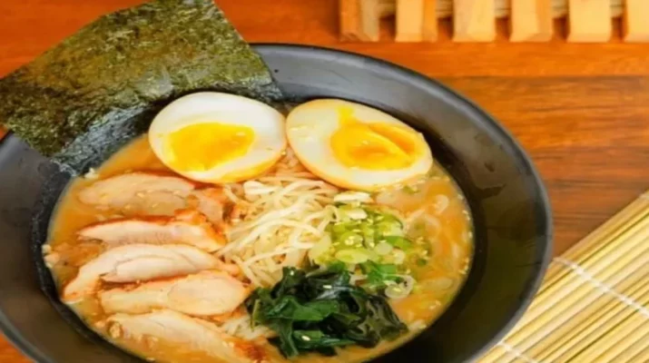 Kehalalan Ramen