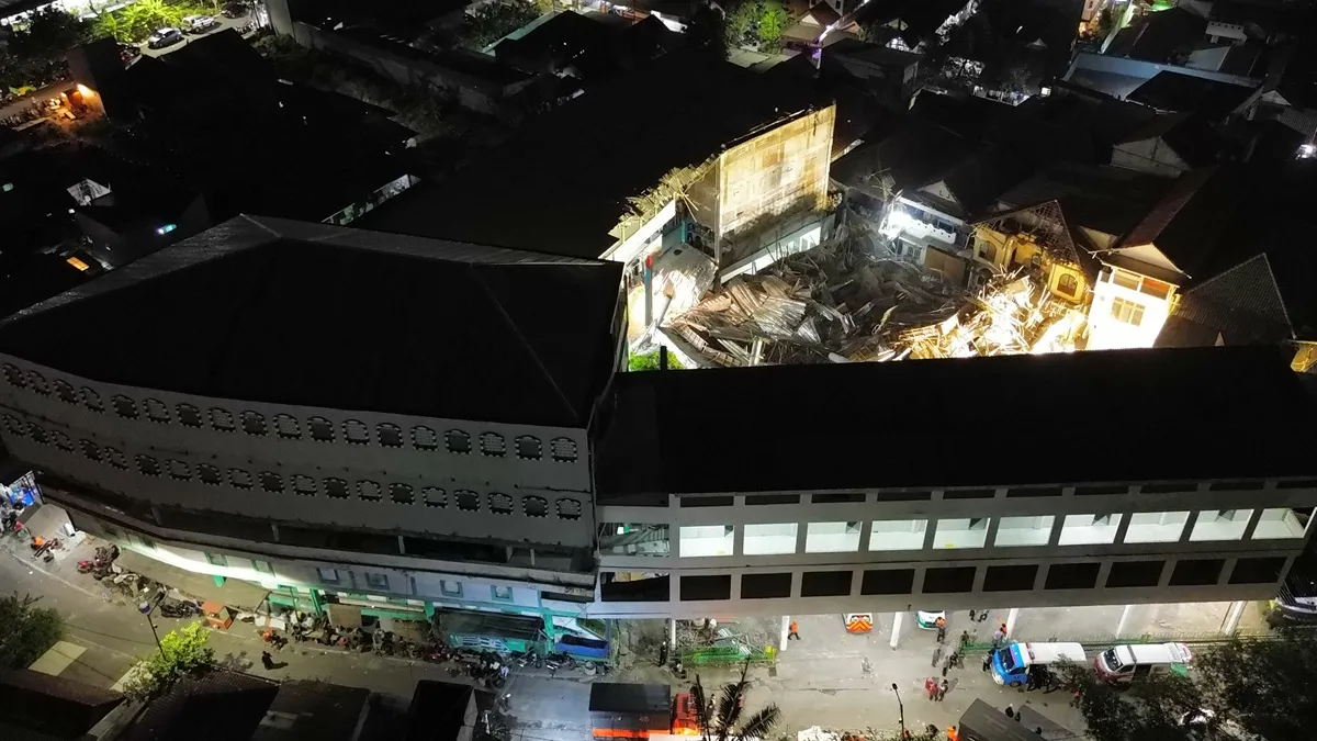 Ponpes Al Khoziny Sidoarjo Runtuh: Kronologi dan Dampak