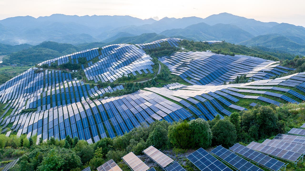 Solarboom: Ancaman Geopolitik atau Kemenangan?