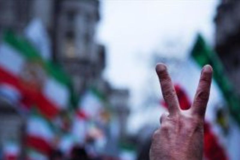 Iran Tegas Hadapi Ancaman AS: Ketegangan Belum Reda