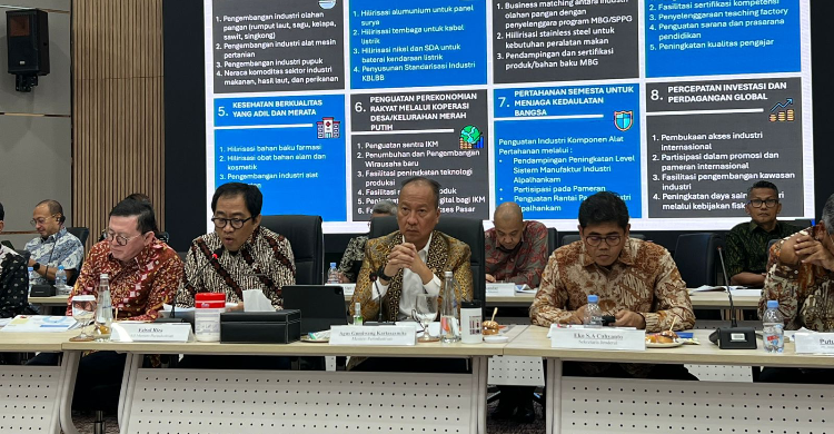 Industri Manufaktur: Tulang Punggung Ekonomi di 2025
