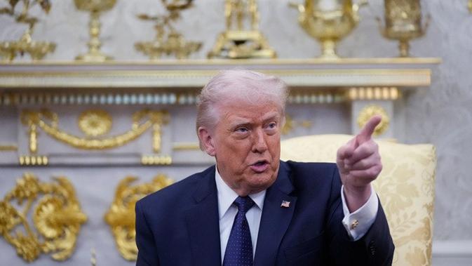 Trump Tunda Serangan ke Iran, Fokus Diplomasi